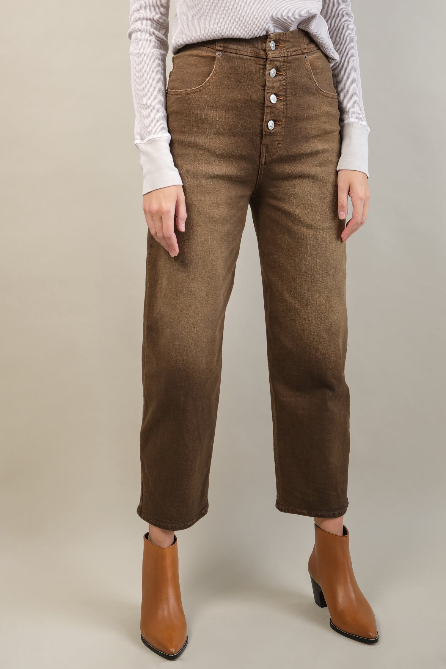 Front of Carrot Jeans in Nutmeg