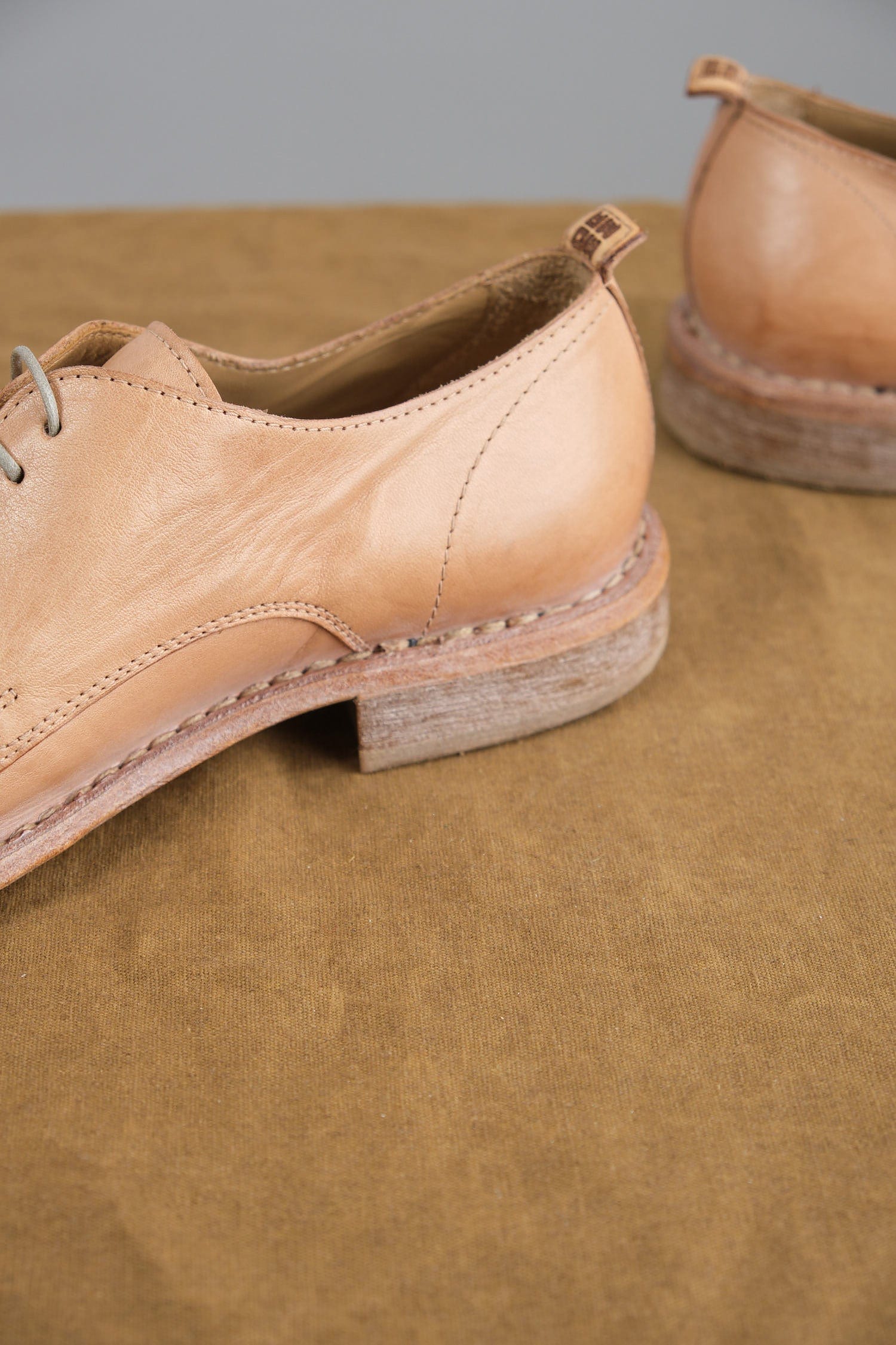 Inside ankle detailing