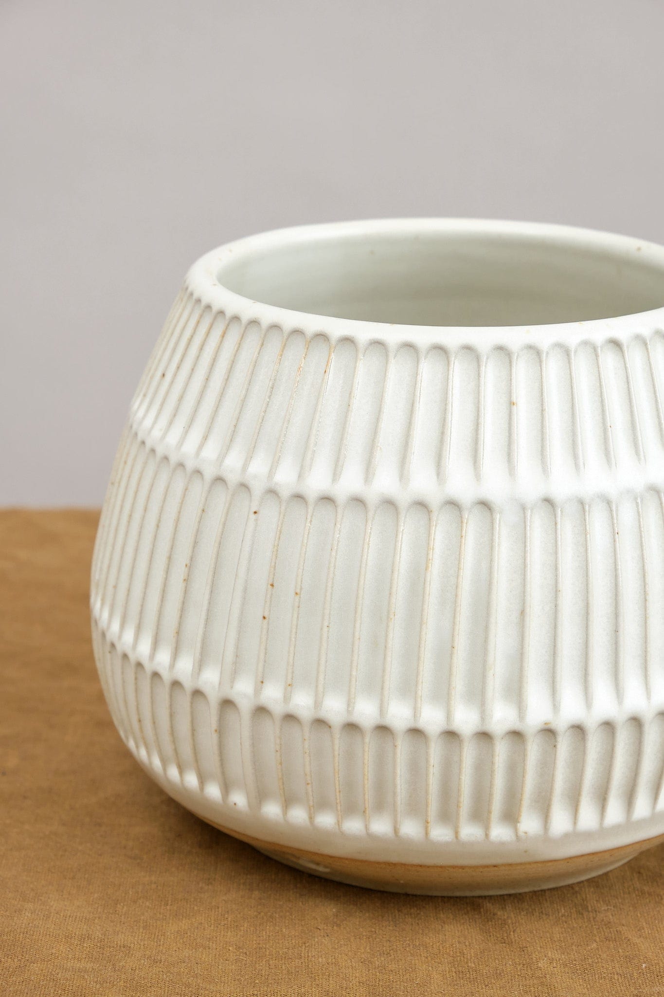 Mt. Washington Pottery Small Planter in speckled White