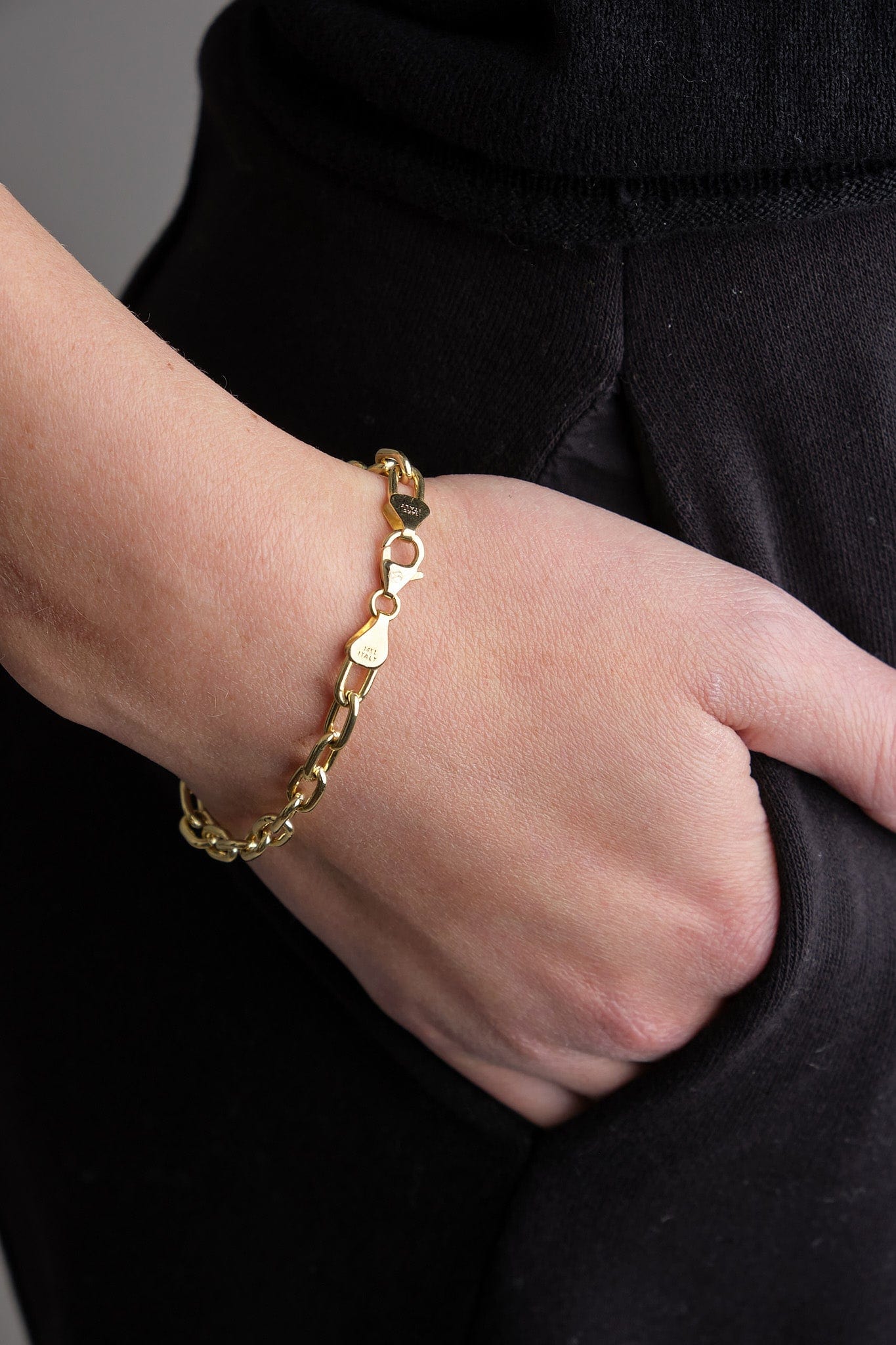 Stephanie Windsor Jewelry Bracelets 150mm Solid Oval Link Chain Bracelet 14K Yellow Gold / 7" Chain