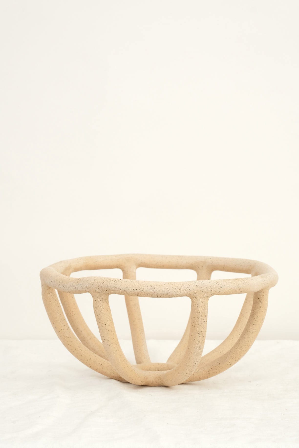 Virginia Sin Home Kitchen Containers Medium Prong Fruit Bowl Sand / 10" D X 4.75" H