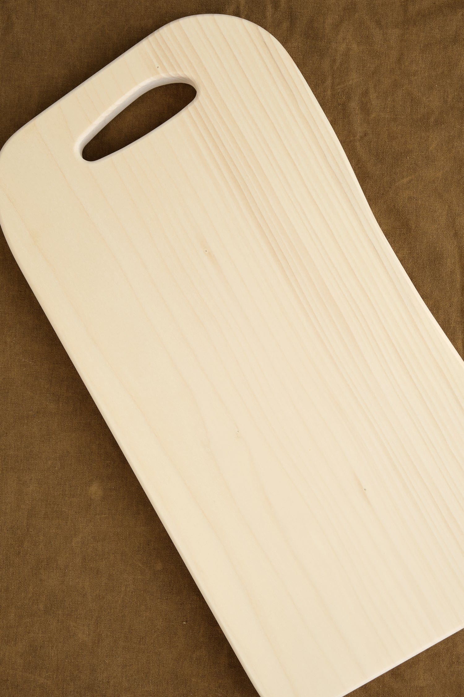 Woodpecker Home Kitchen Cutting Boards Large Ginkgo Chopping Board with Hole Gingko Wood / 18" W X 9" L X 1" H