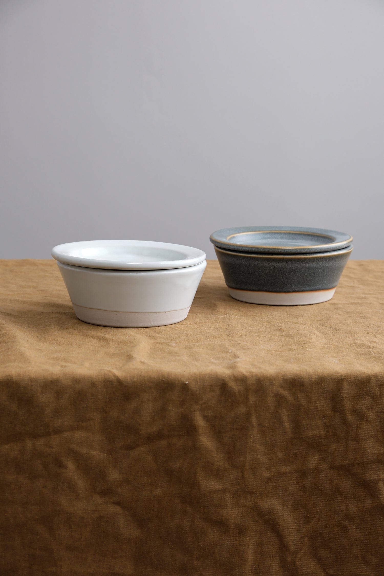 WRF Lab Ceramics Home Kitchen Serving Small Container with Lid White / 5.75" Dia x 2" H