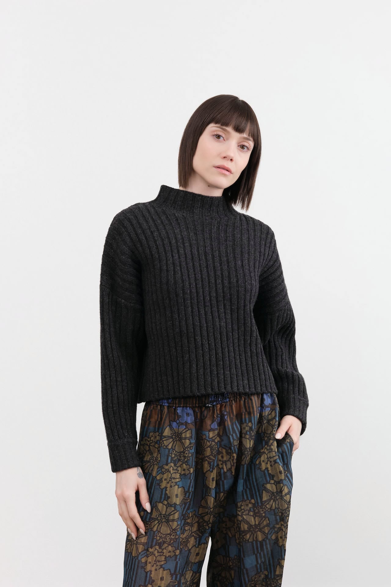 7115 by Szeki Apparel Womens Sweaters Chunky Ribbed Mock Neck