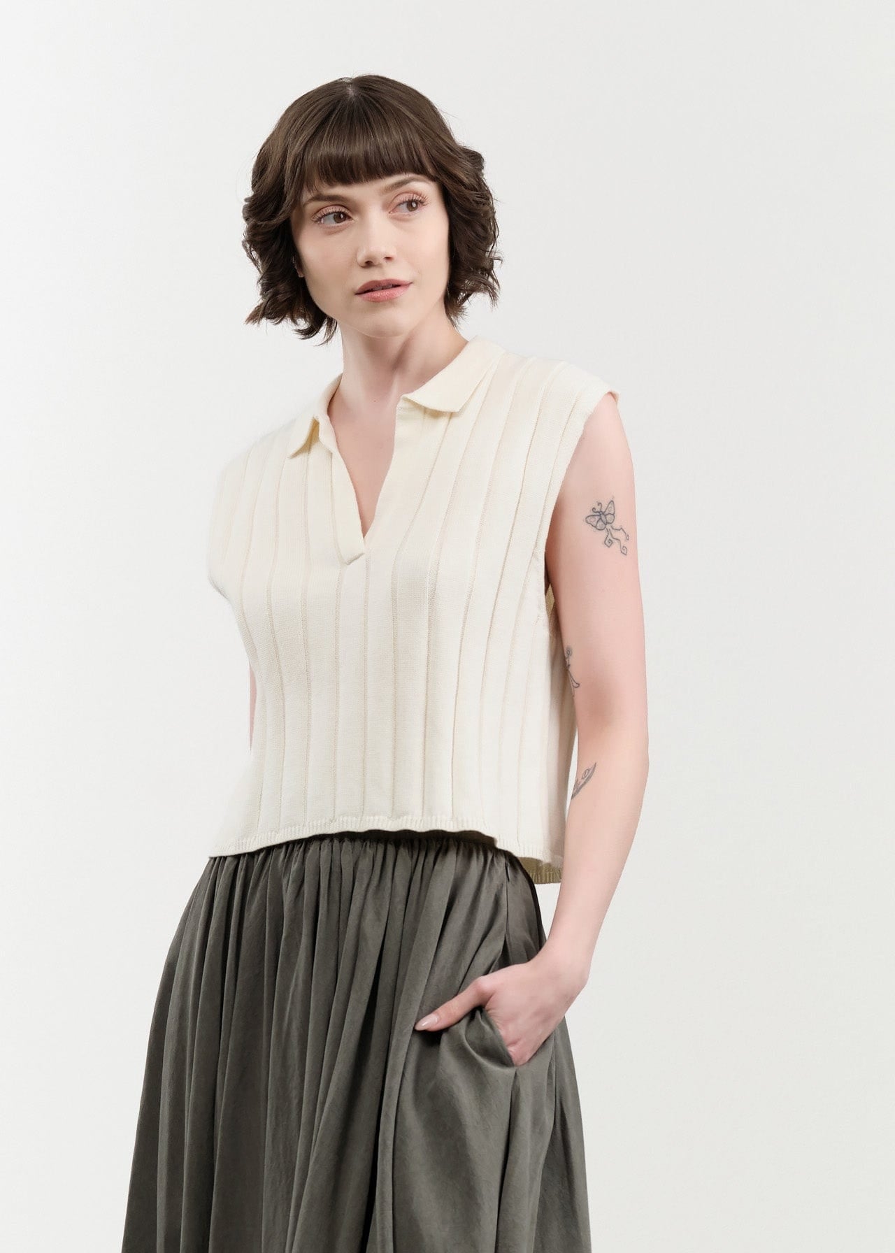 7115 by Szeki Apparel Womens Sweaters Collared Ribbed Vest