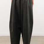 7115 by Szeki Apparel Womens Pants Elastic Panel Barrel Trouser in Washed Black