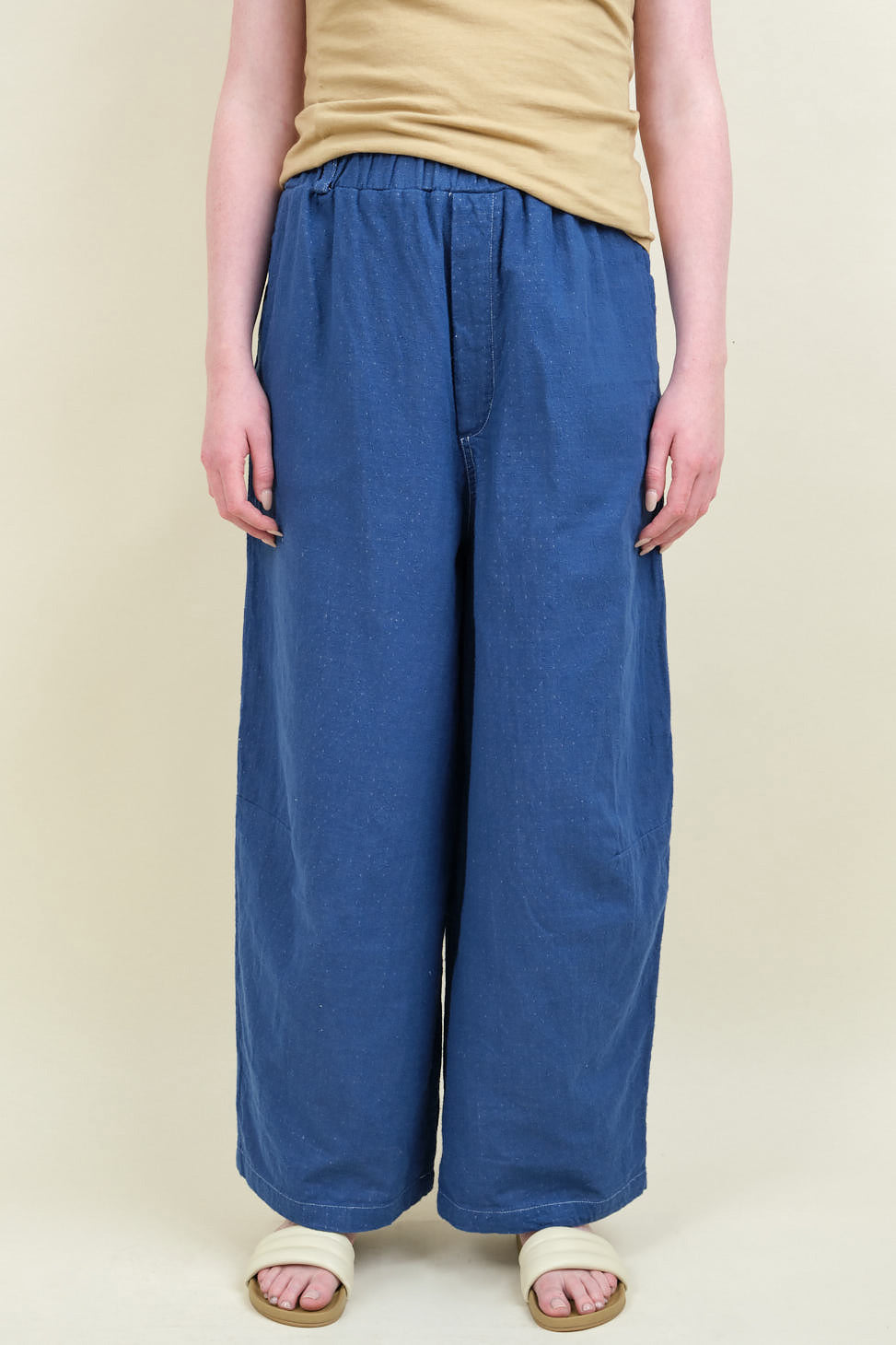 Front of Mikia Pant