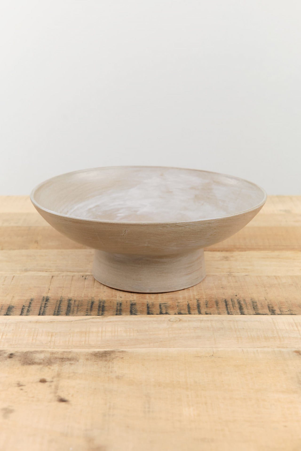 Kati Von Lehman Home Kitchen Serving Wide Pedestal Serving Bowl Brown Stoneware/Eggshell