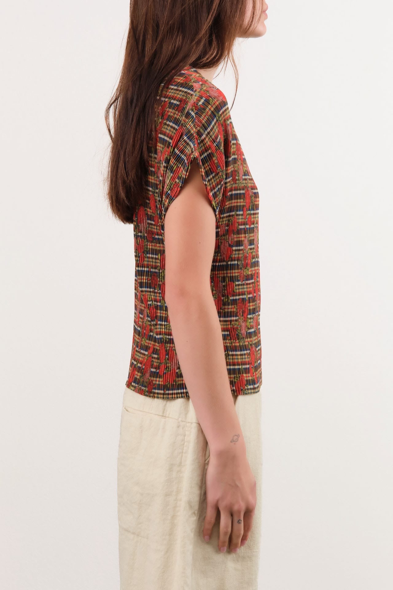 No. 6 Apparel Womens Blouses Nico Top in Rose Plaid