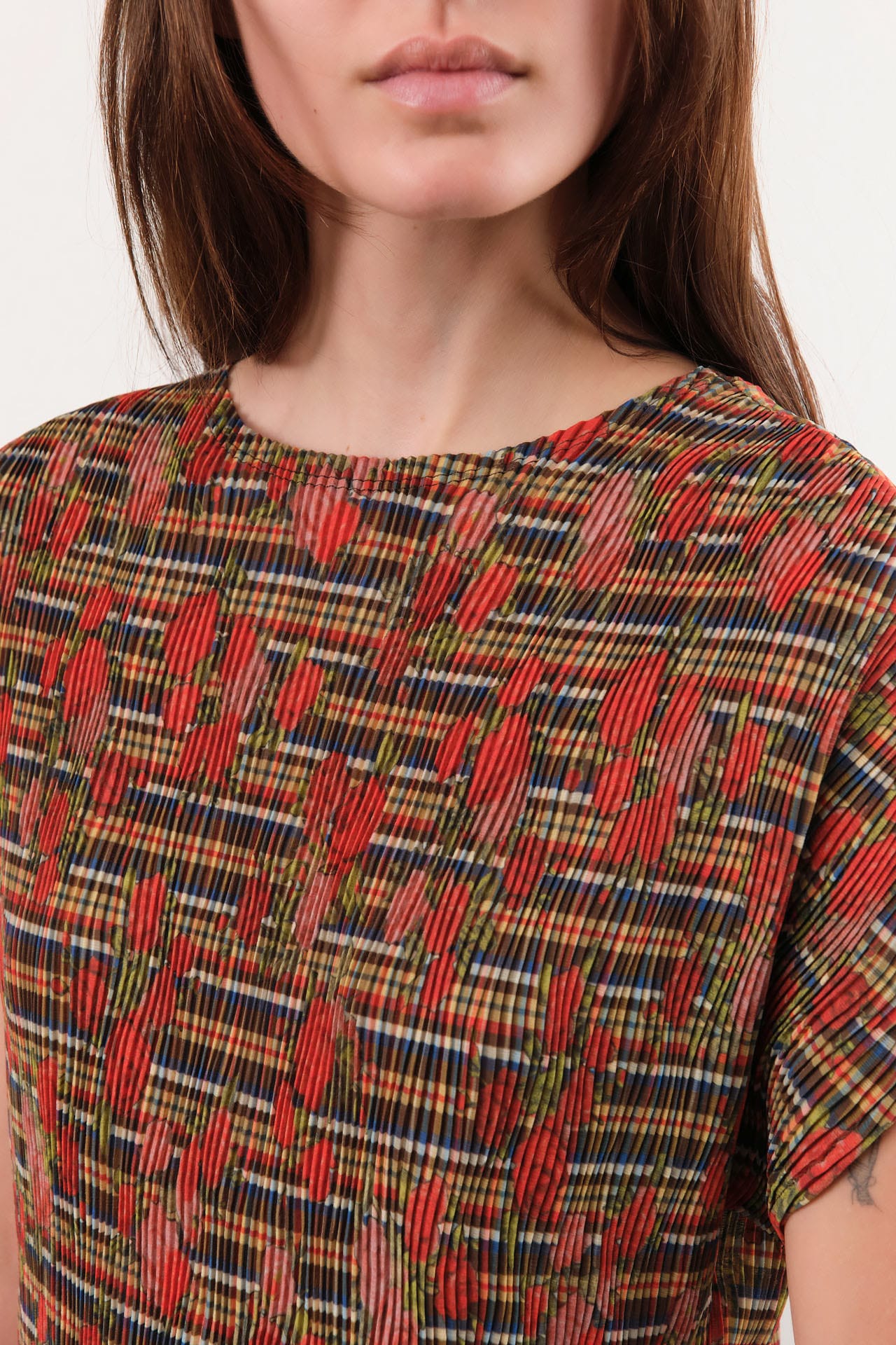 No. 6 Apparel Womens Blouses Nico Top in Rose Plaid