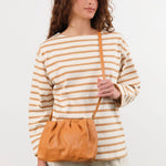Il Bisonte Accessories Bags Accademia Crossbody Bag in Naturale Naturale / 7.5" L X 11.5" W X 2.75" D