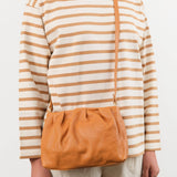 Il Bisonte Accessories Bags Accademia Crossbody Bag in Naturale Naturale / 7.5" L X 11.5" W X 2.75" D