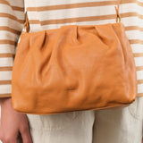 Il Bisonte Accessories Bags Accademia Crossbody Bag in Naturale Naturale / 7.5" L X 11.5" W X 2.75" D