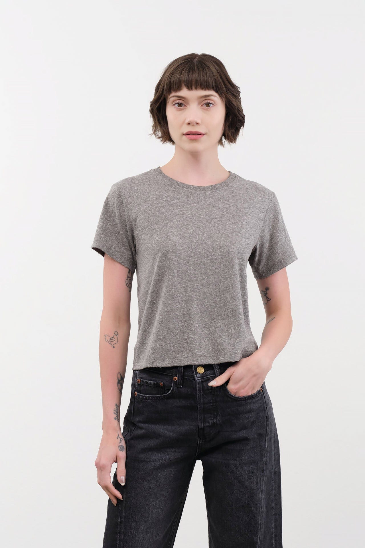 Amo Denim Apparel Womens Tees Babe Tee in Heather Grey
