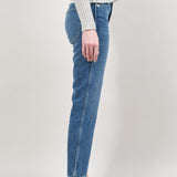 Side of Bella Crop Jean in Crush