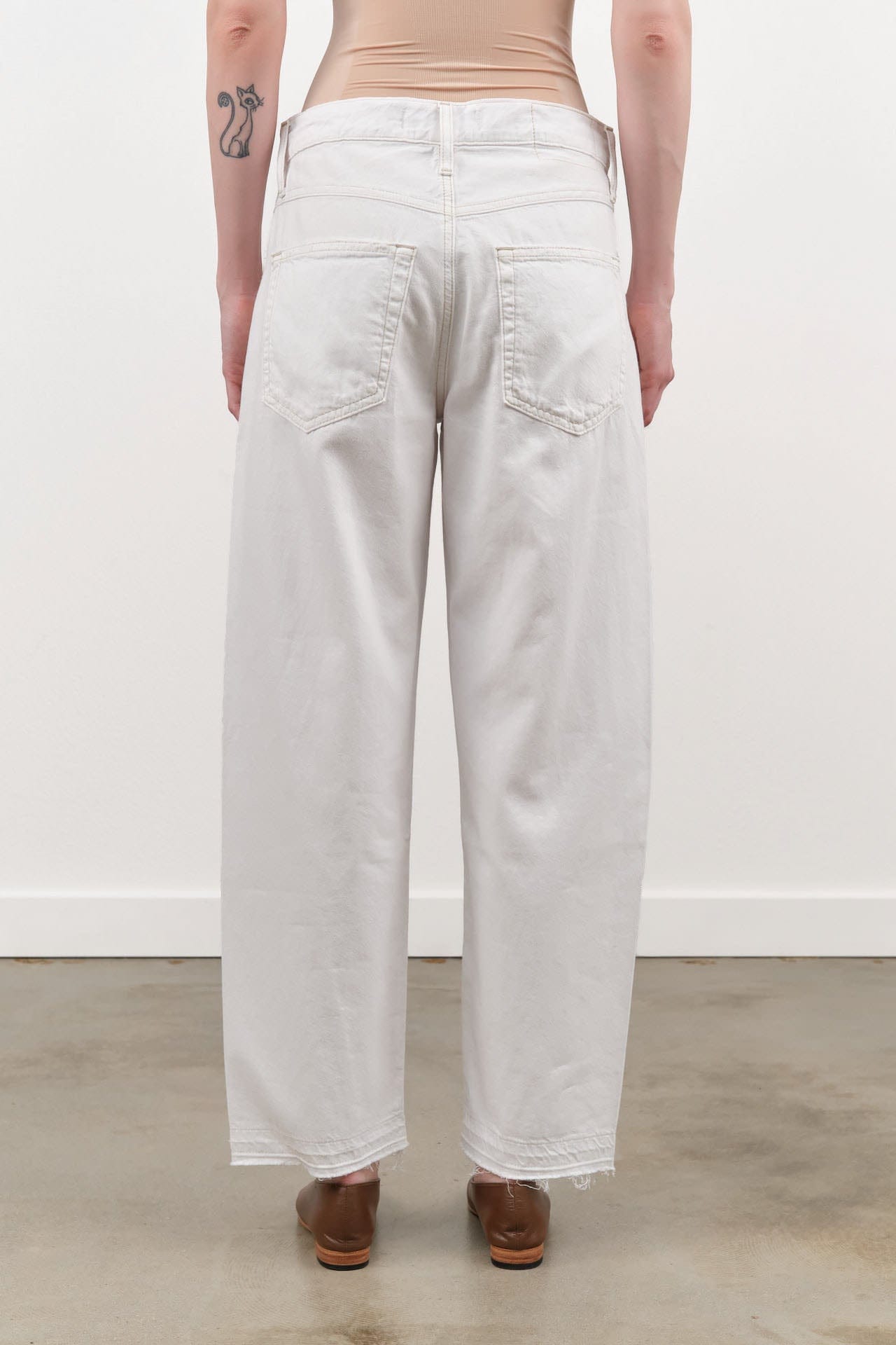 Amo Denim Apparel Womens Denim Maria Jean in Chalk
