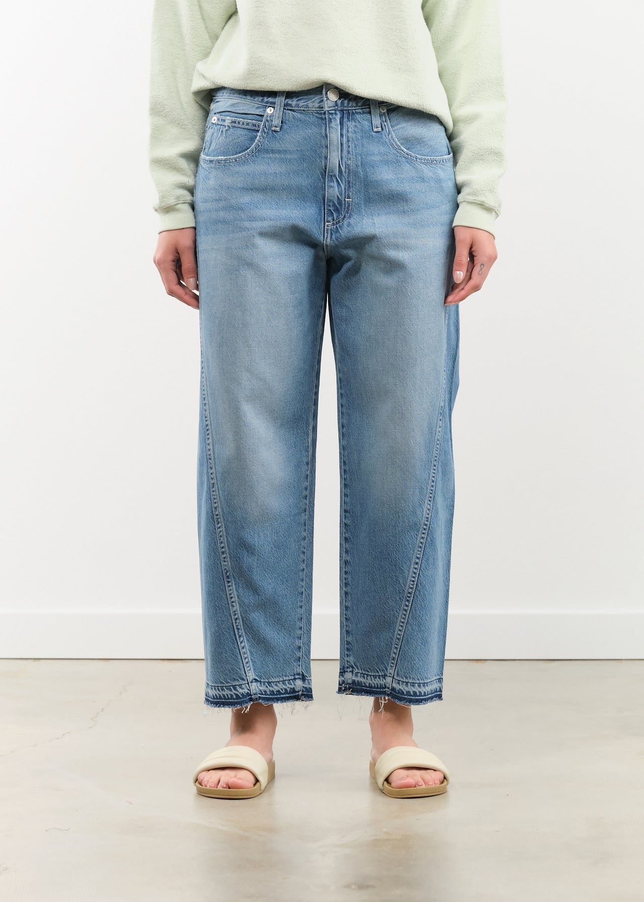 Amo Denim Apparel Womens Denim Maria Jean in Sun Kiss