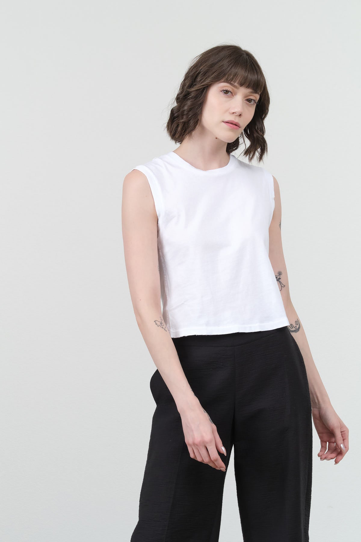 Amo Denim Sleeveless Babe Tee in White