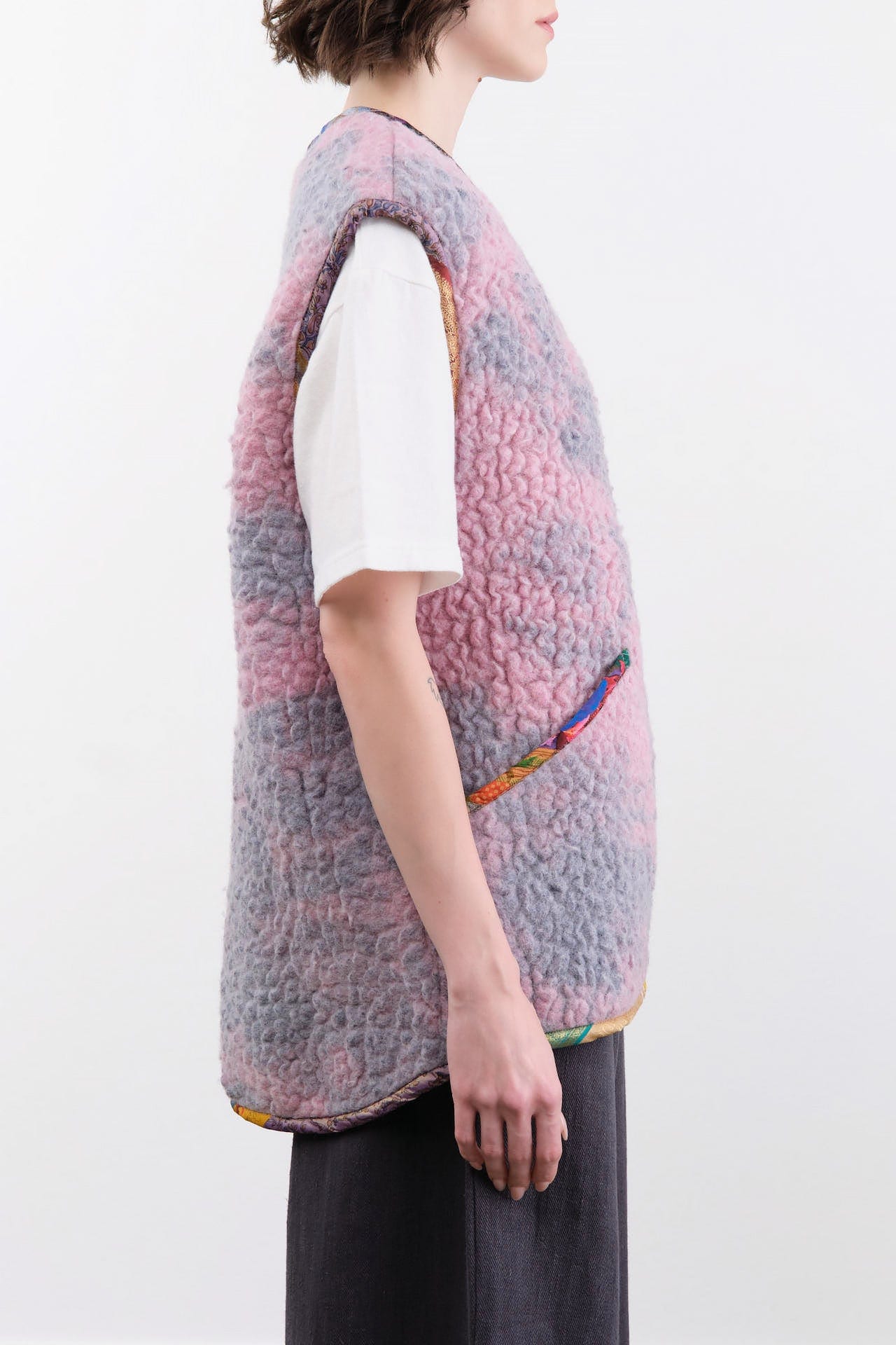 Anntian Apparel Womens Outerwear Sheep Wool Vest Dyed C / One Size