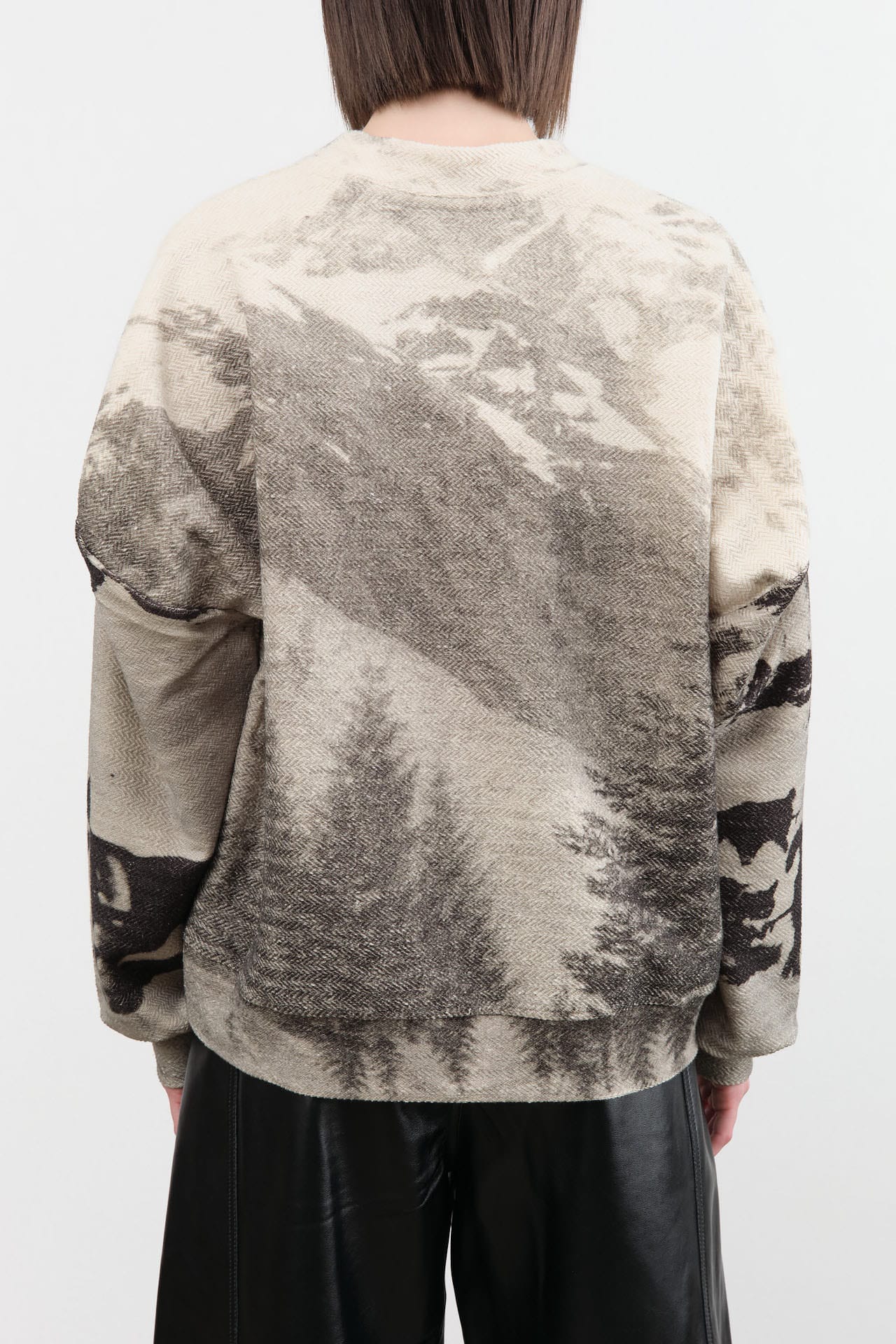 Anntian Apparel Womens Blouses Snowy Pullover One Size / Print M