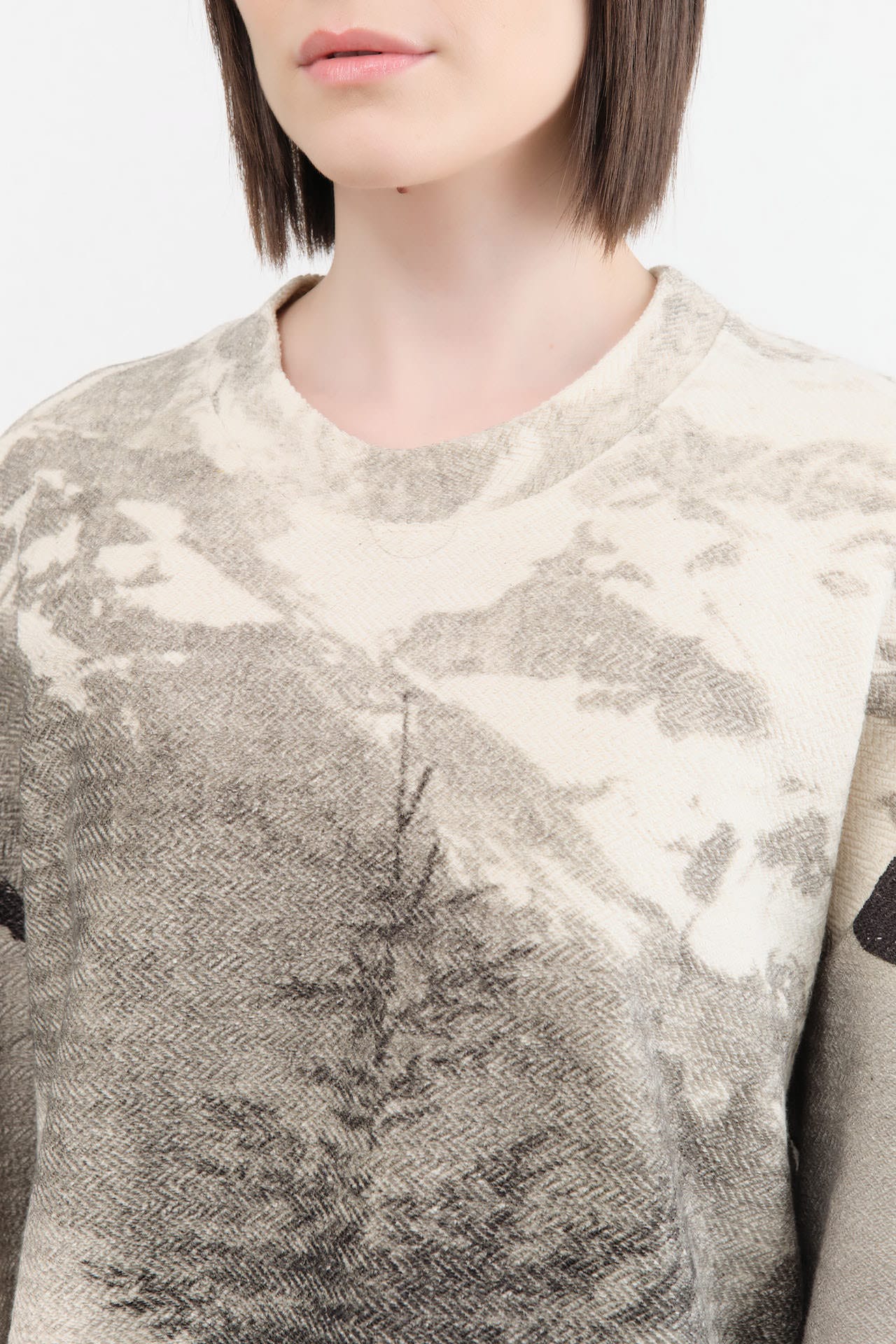 Anntian Apparel Womens Blouses Snowy Pullover One Size / Print M