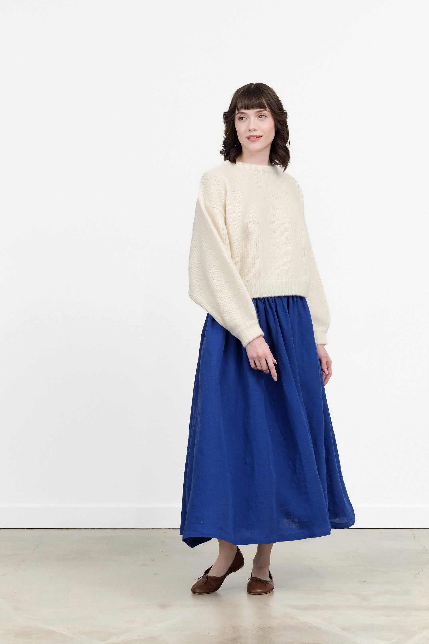 Anntian Wide Skirt in Royal Blue 