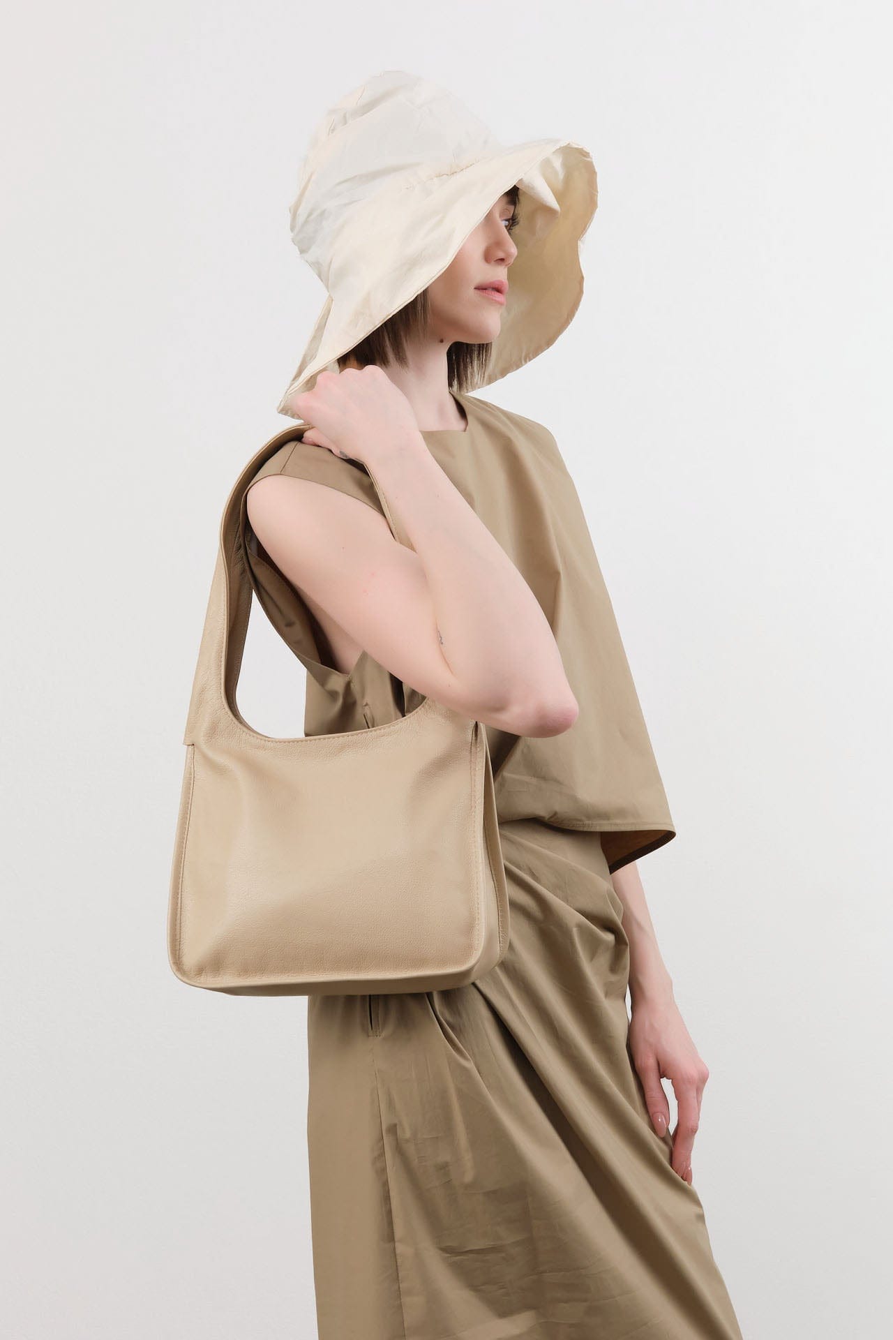 Are Studio Accessories Bags Clara Bag Fawn / 8.5″ H X 11″ W X 3″ D