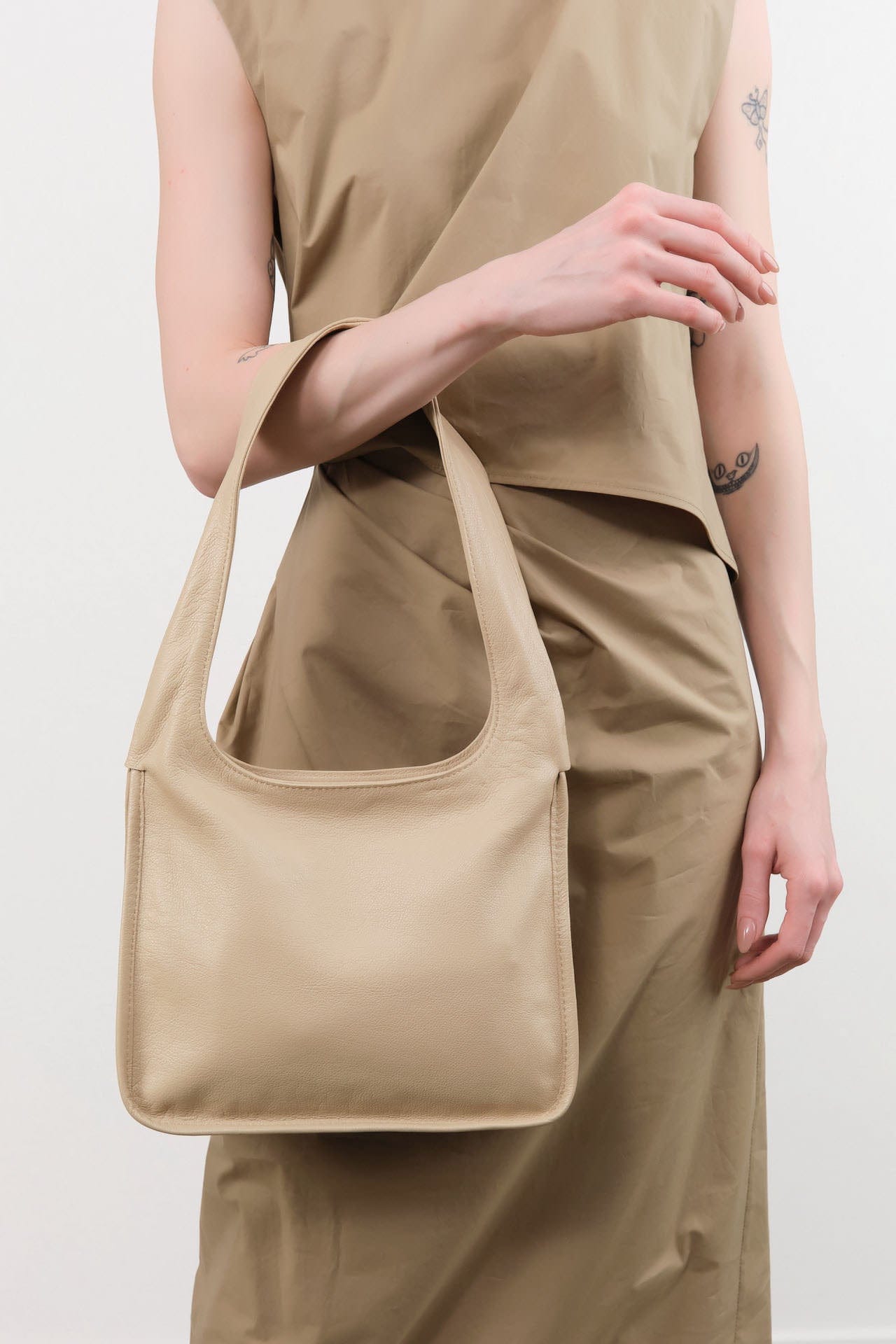 Are Studio Accessories Bags Clara Bag Fawn / 8.5″ H X 11″ W X 3″ D
