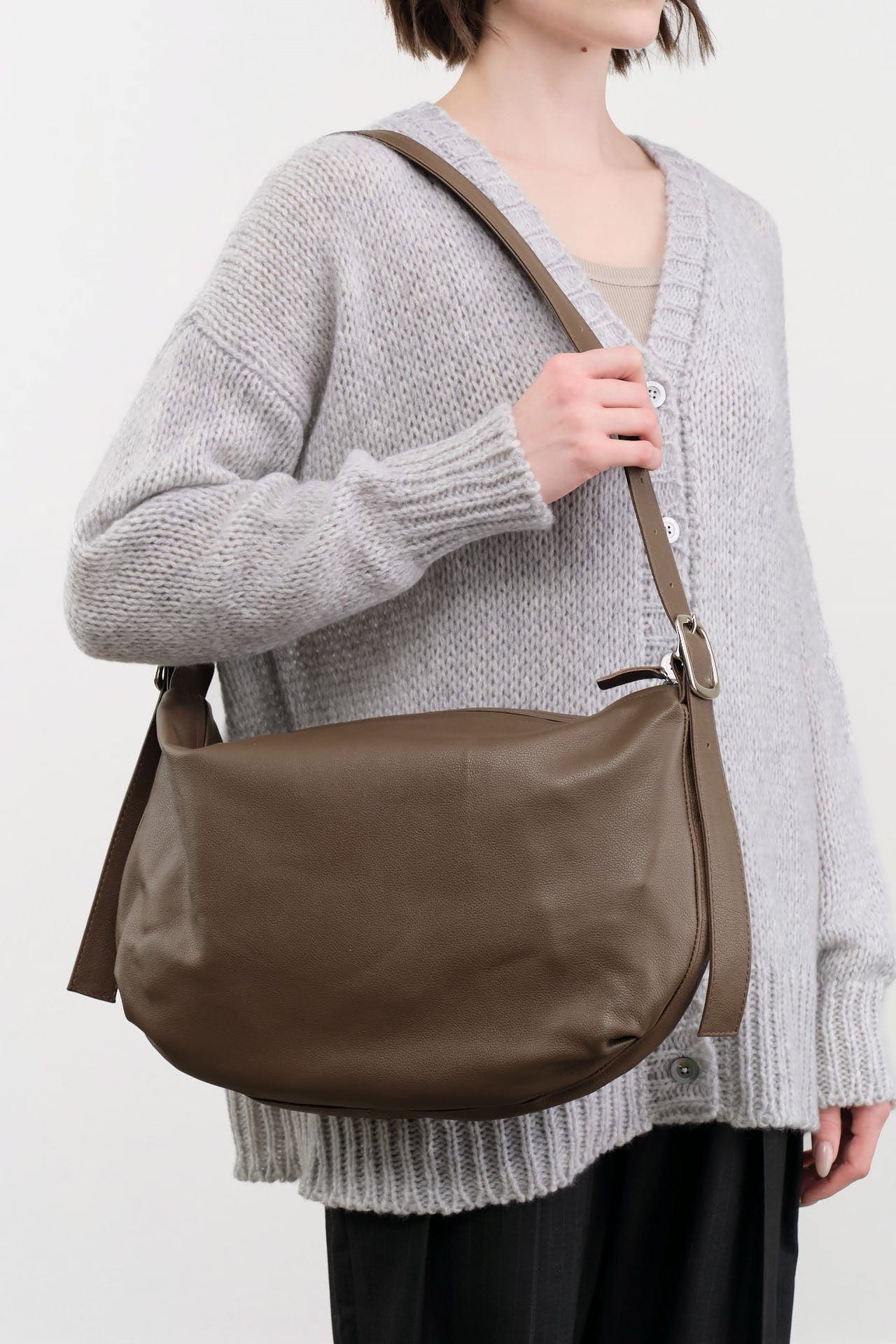 Are Studio Accessories Bags Lowery Bag in Tobacco Tobacco / 10" L X 16" W X 2.5" D