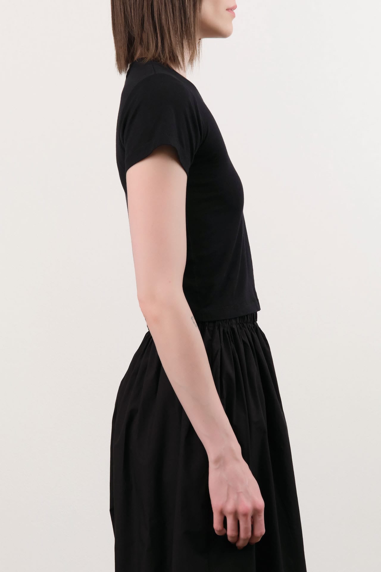 Atelier Delphine Apparel Womens Tees Baby Tee in Black