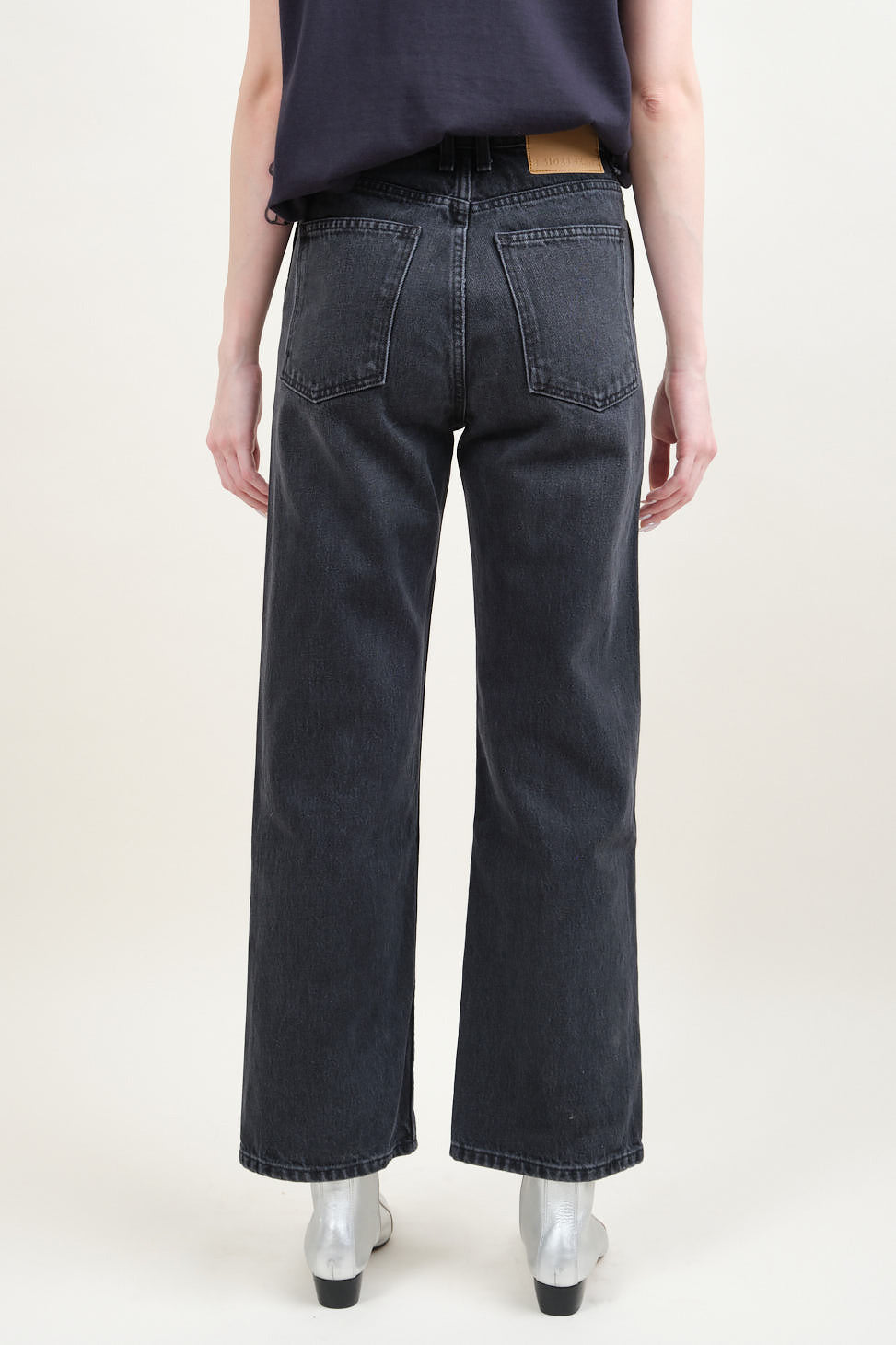 Back of Plein High Straight Jean in Stil Black