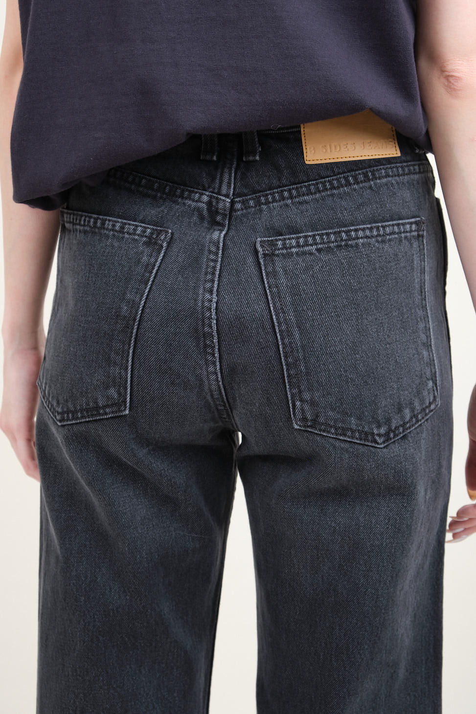 Back pockets on Plein High Straight Jean in Stil Black