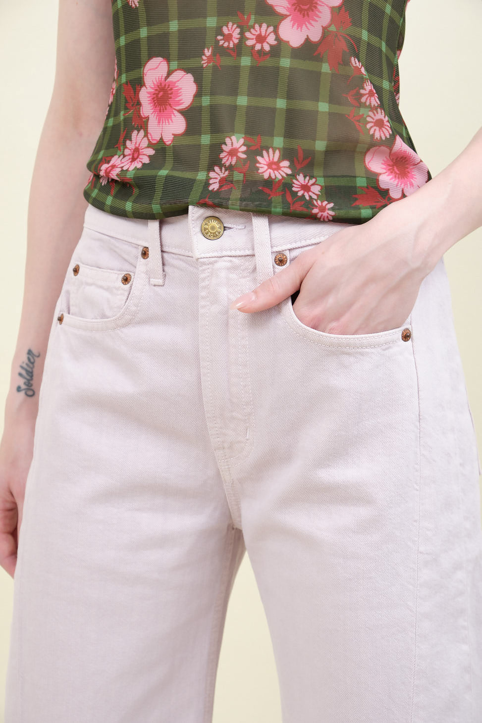 Front detailing on Lasso Jean in Hibiscus