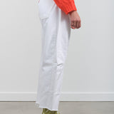Side view of Vintage Lasso Jean in Ecru White