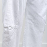 Knee view of Vintage Lasso Jean in Ecru White