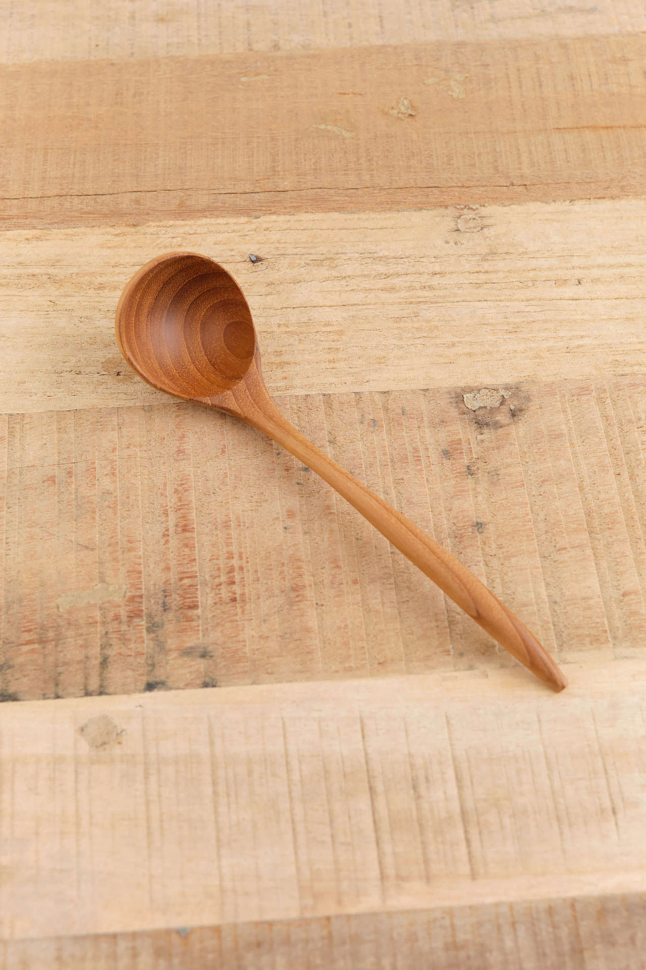 Be Home Home Kitchen Serving Teak Padma Sauce Ladle Teak