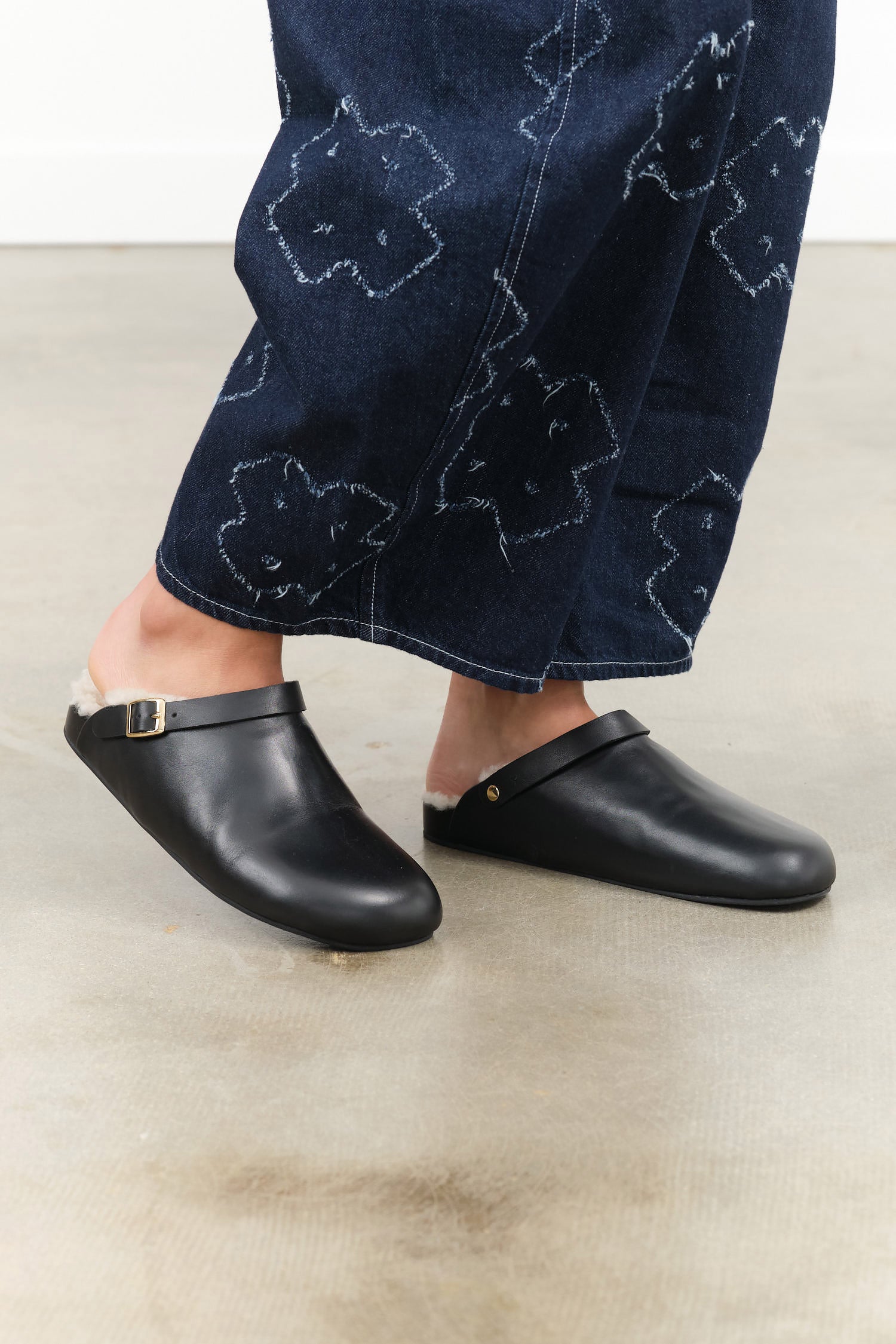 Beatrice Valenzuela Clog with Shearling in Kohl