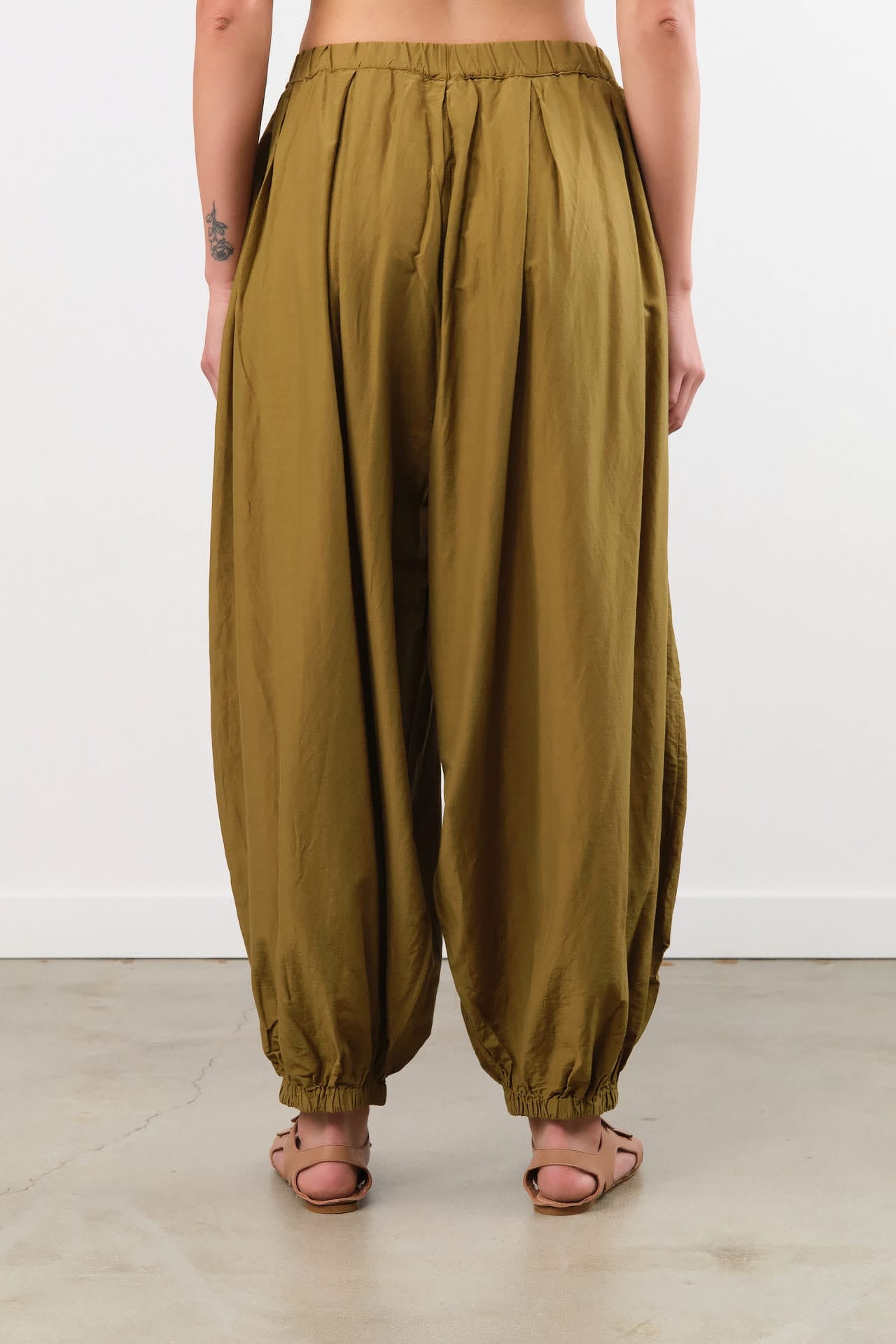 Black Crane Apparel Womens Pants Akari Pants in Dark Olive