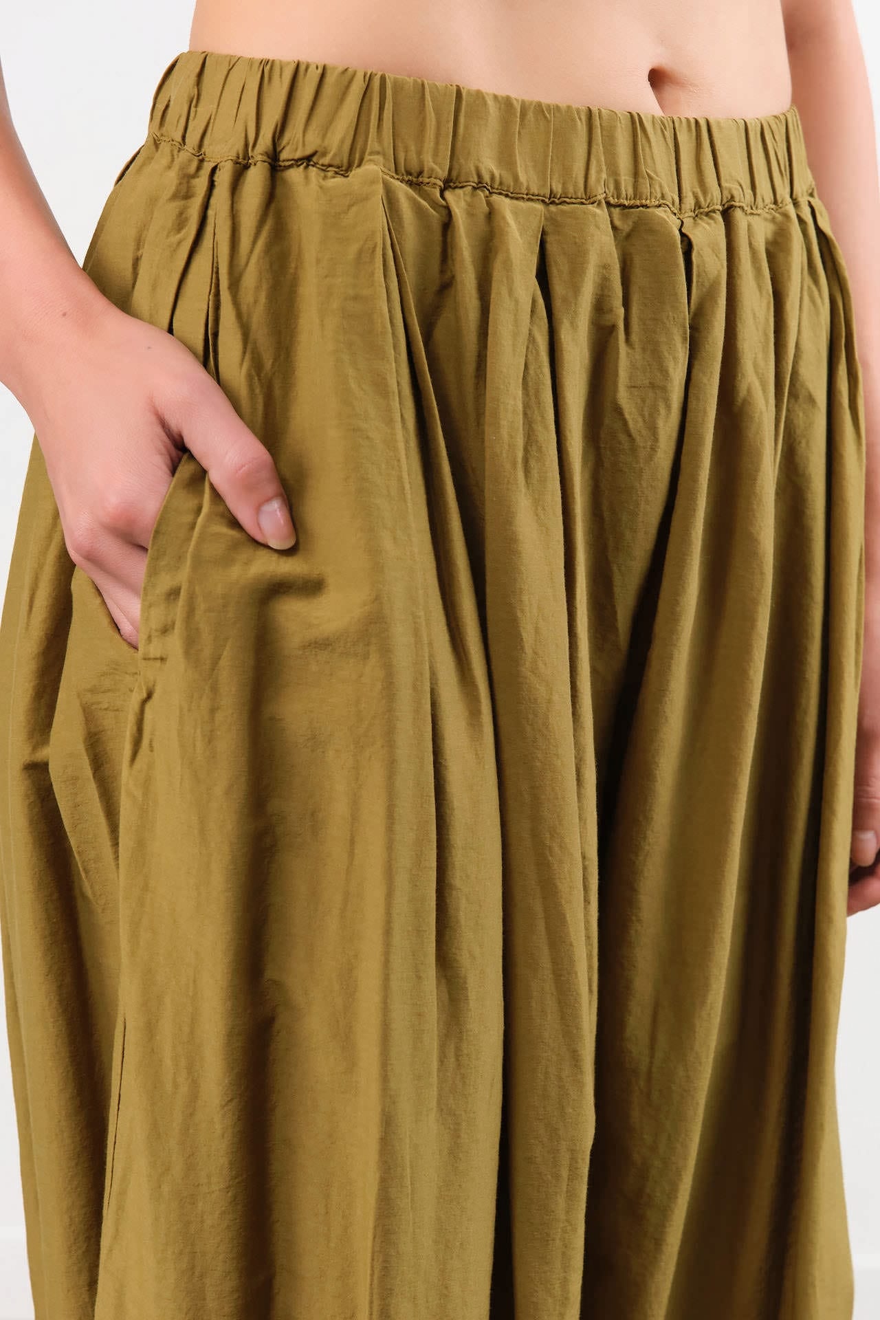 Black Crane Apparel Womens Pants Akari Pants in Dark Olive