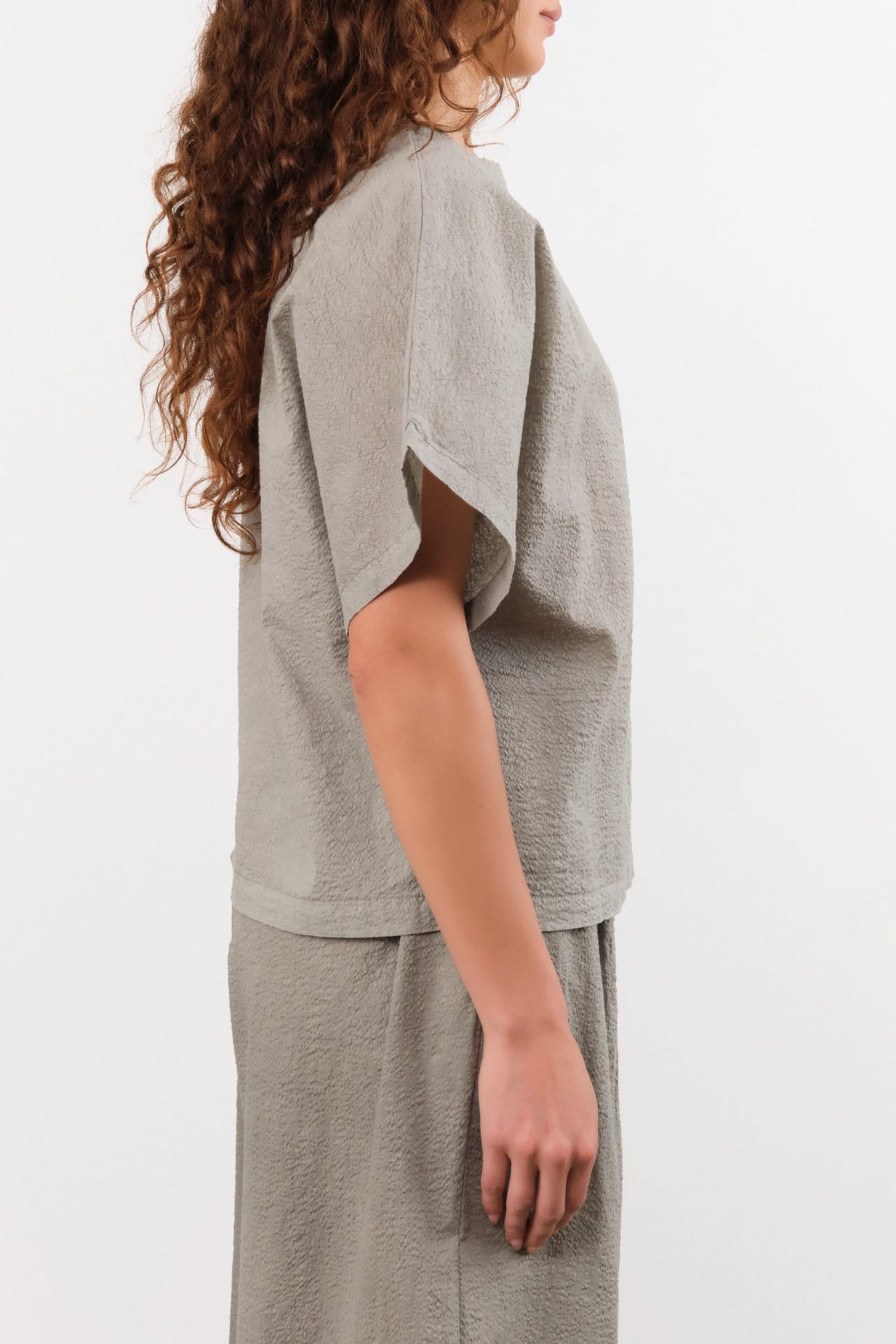 Black Crane Apparel Womens Blouses Boxed Top