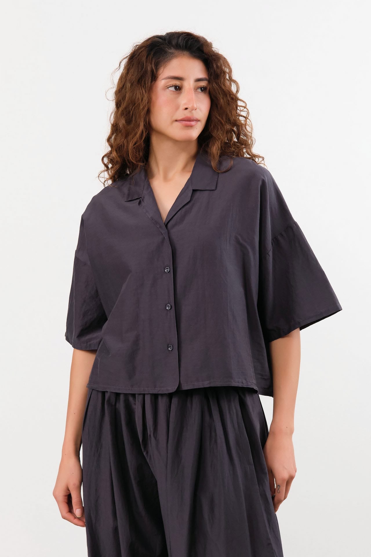 Black Crane Apparel Womens Blouses Cropped Shirts in Faded Black
