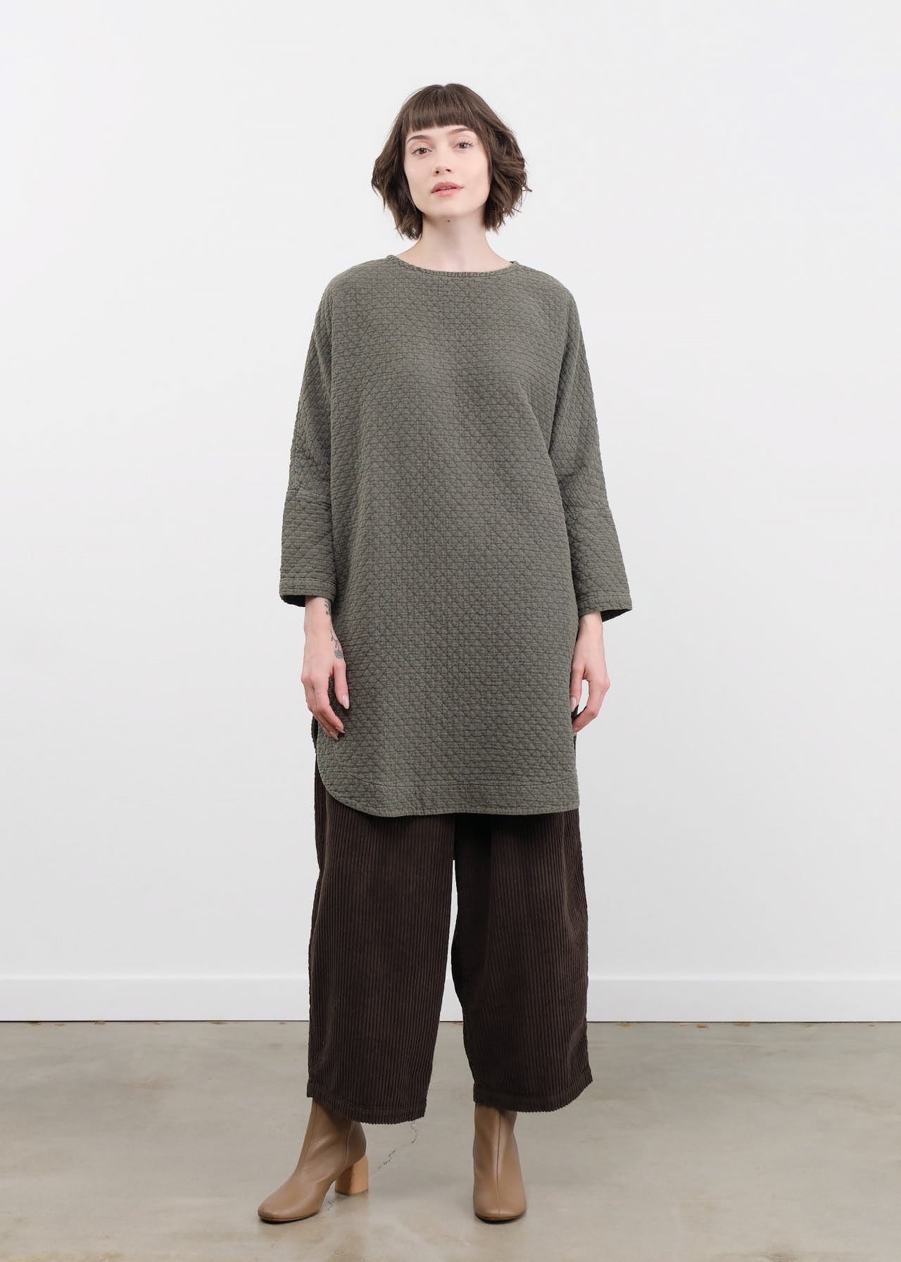 Black Crane Apparel Womens Dresses Diamond Quilted Painter Dress