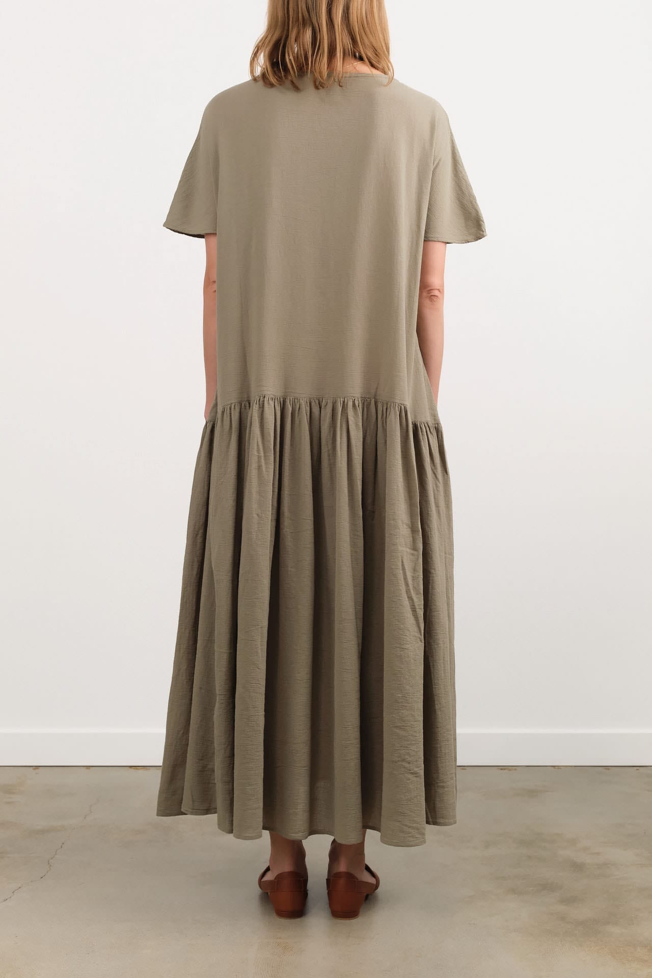 Black Crane Apparel Womens Dresses New Easy Dress in Cement