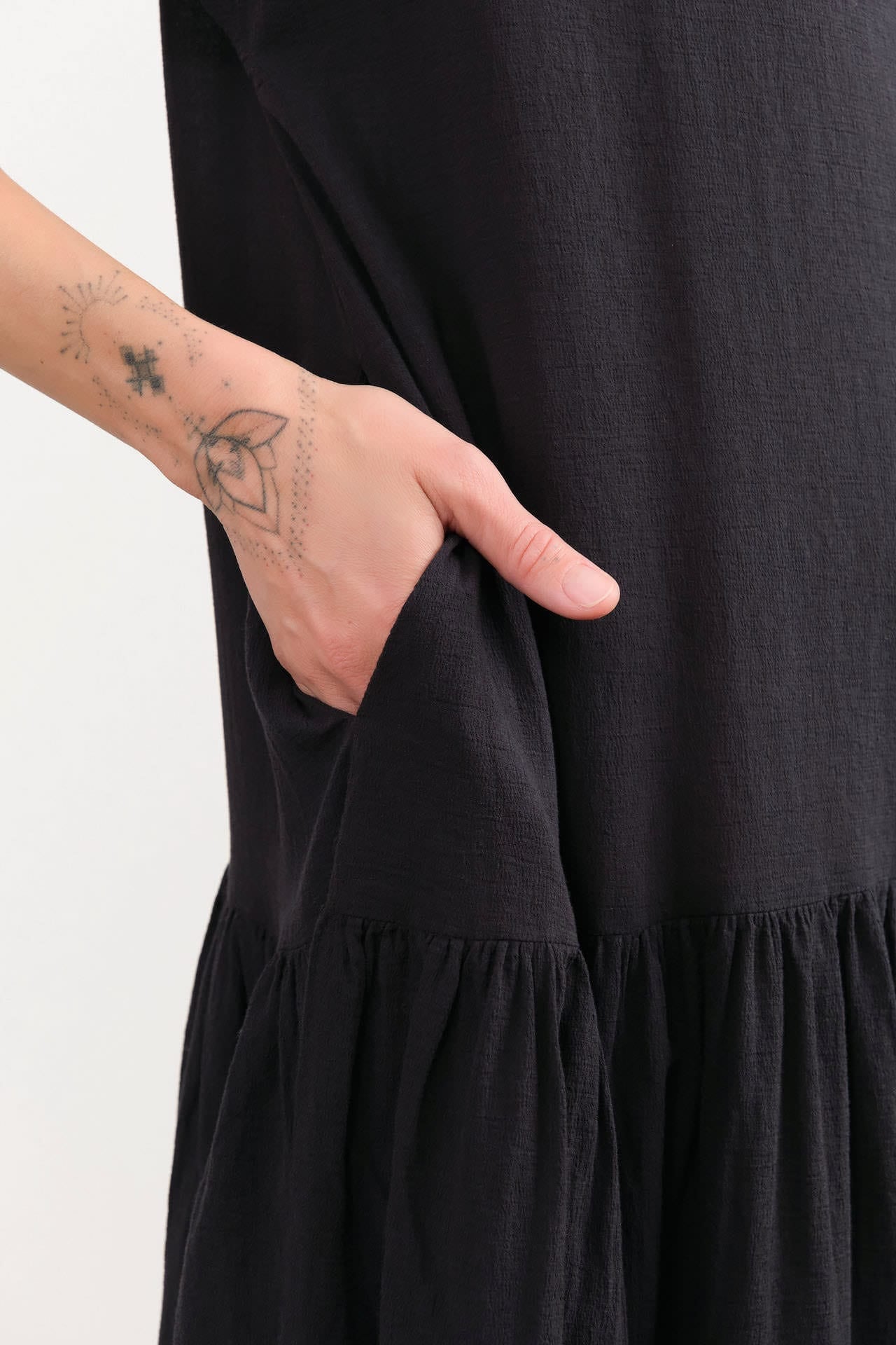 Black Crane Apparel Womens Dresses New Easy Dress in Sumi Black
