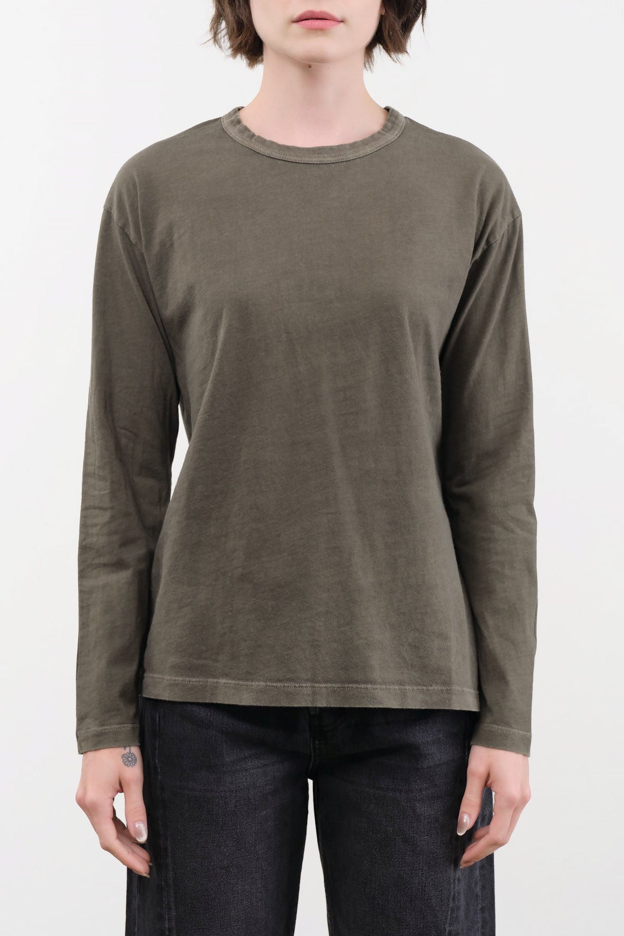 Black Crane Apparel Womens Blouses Regular Long Sleeve Tee in Slate