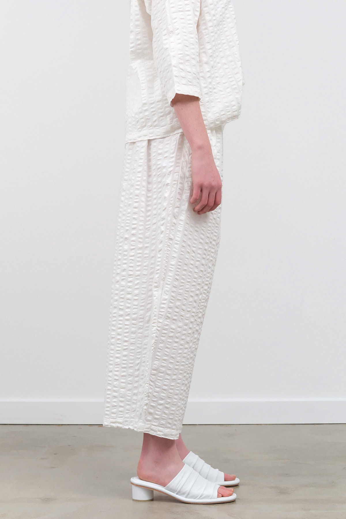 Side view of Wide Pants in White