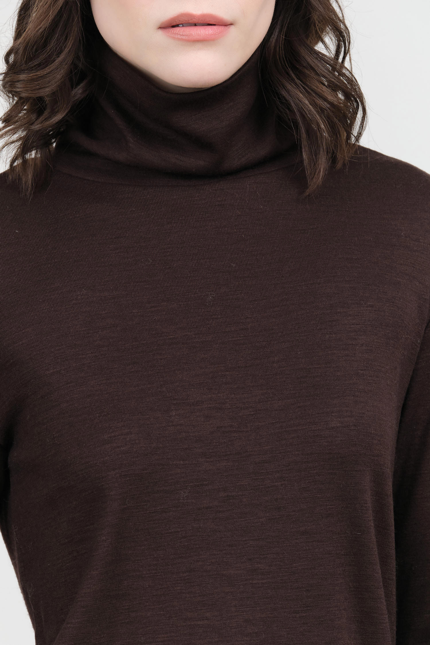 Cacao Wool Turtle Neck by Black Crane