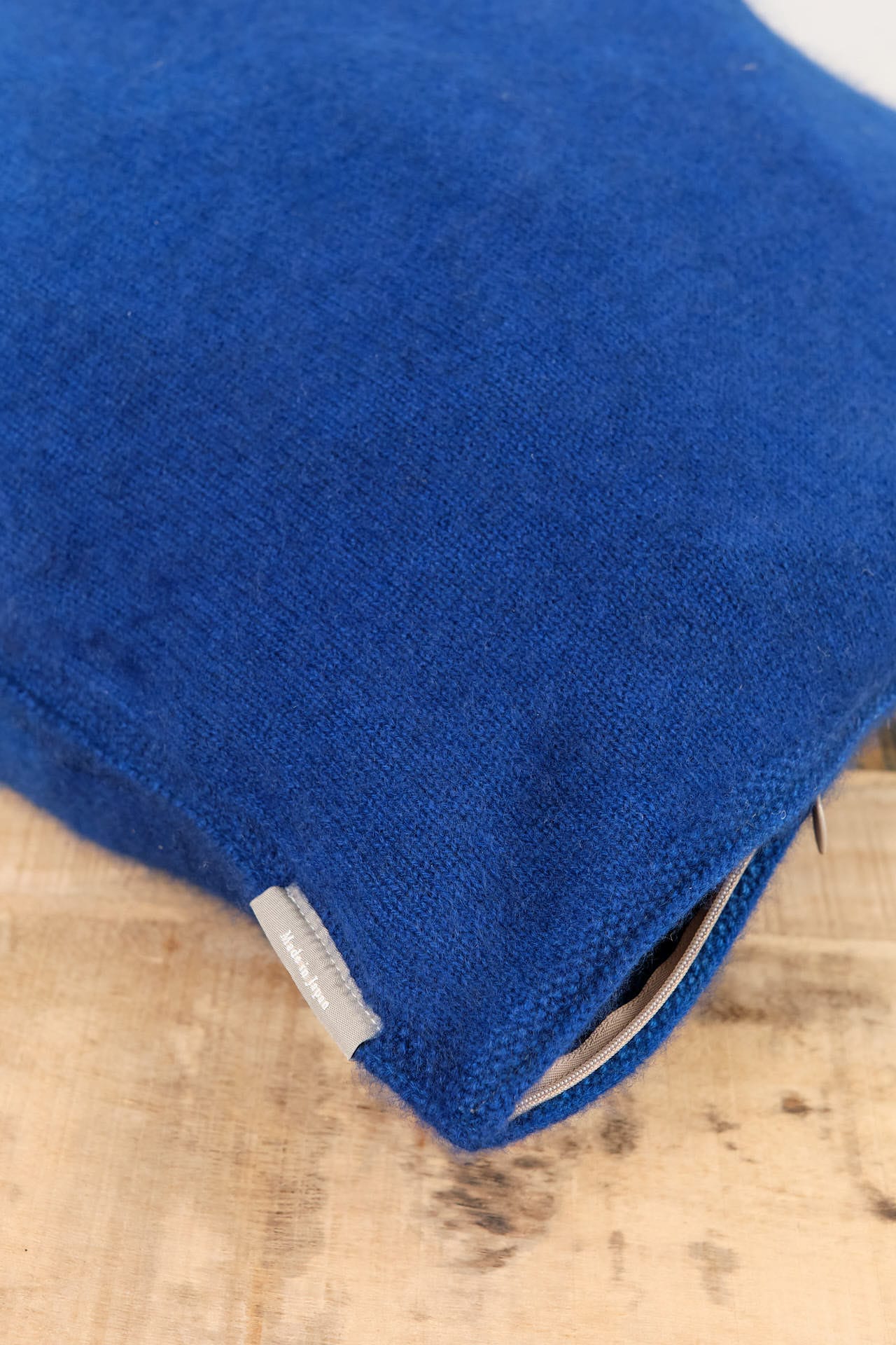 Suzusan Home Pillows Boushi Somewake Shibori Cashmere Knit Cushion in Dark Blue Dark Blue/Light Coffee / 18" X 18"
