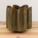 Short Scallop Vase in Analine Green