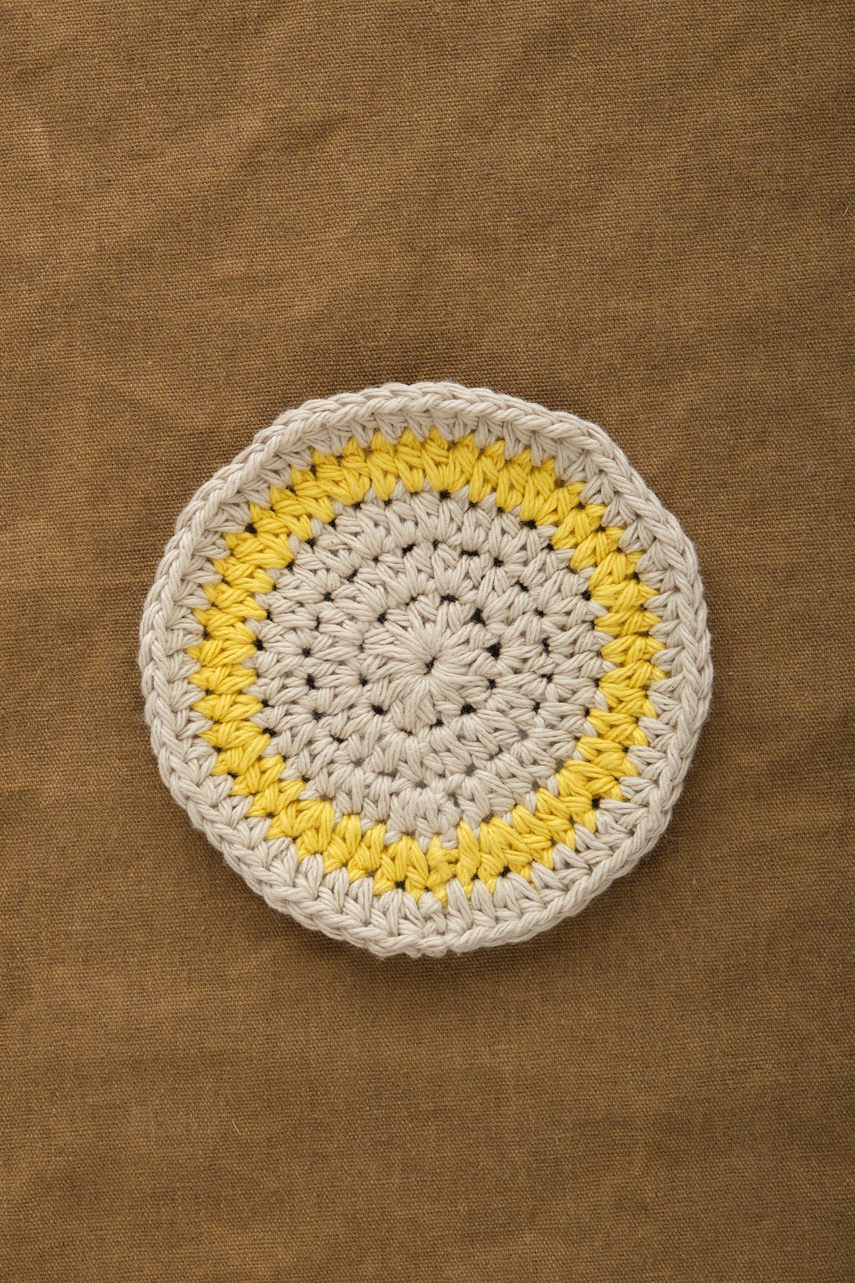 C Sik Crotchet Coaster in Yellow 